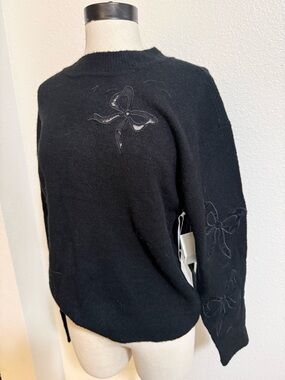 Black Embroidered Bow Crewneck Sweater - Women